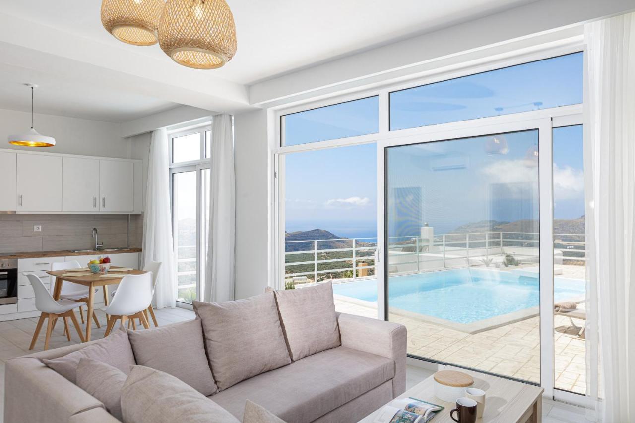 פלאקיאס Petres Villas מראה חיצוני תמונה