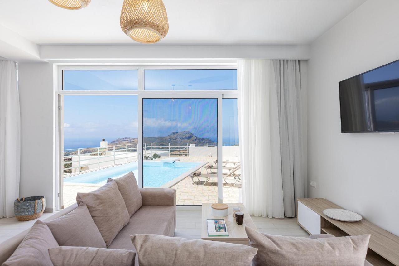 פלאקיאס Petres Villas מראה חיצוני תמונה