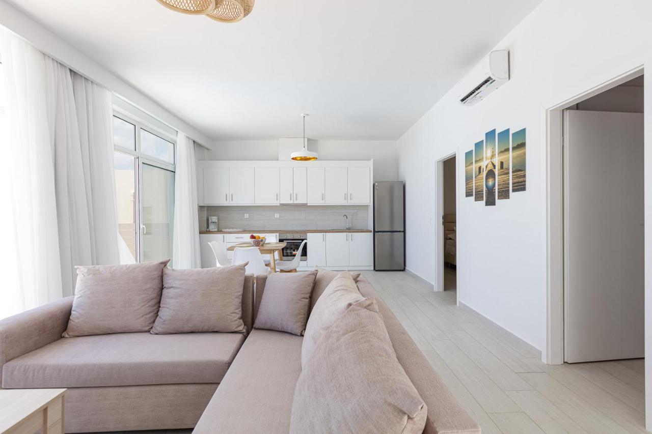 פלאקיאס Petres Villas מראה חיצוני תמונה
