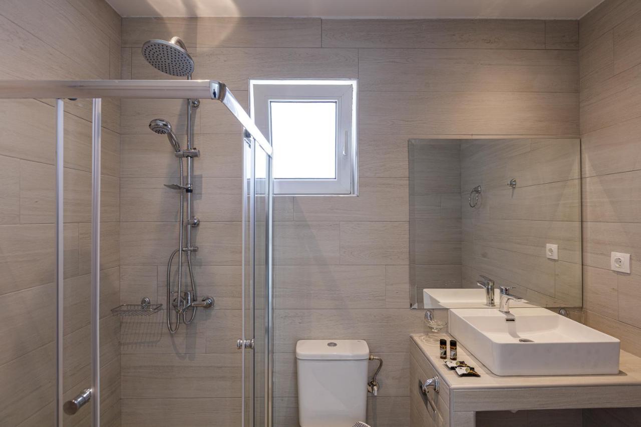 פלאקיאס Petres Villas מראה חיצוני תמונה