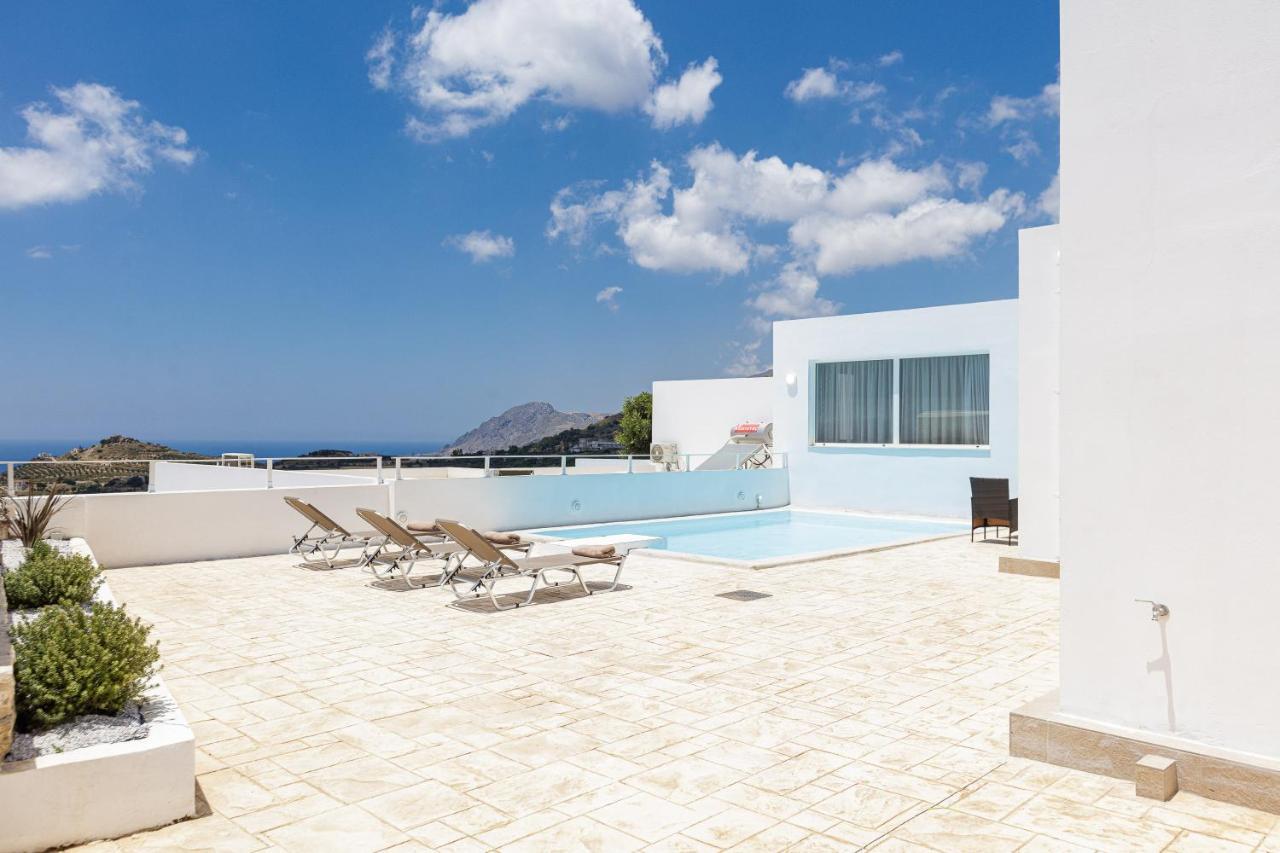 פלאקיאס Petres Villas מראה חיצוני תמונה