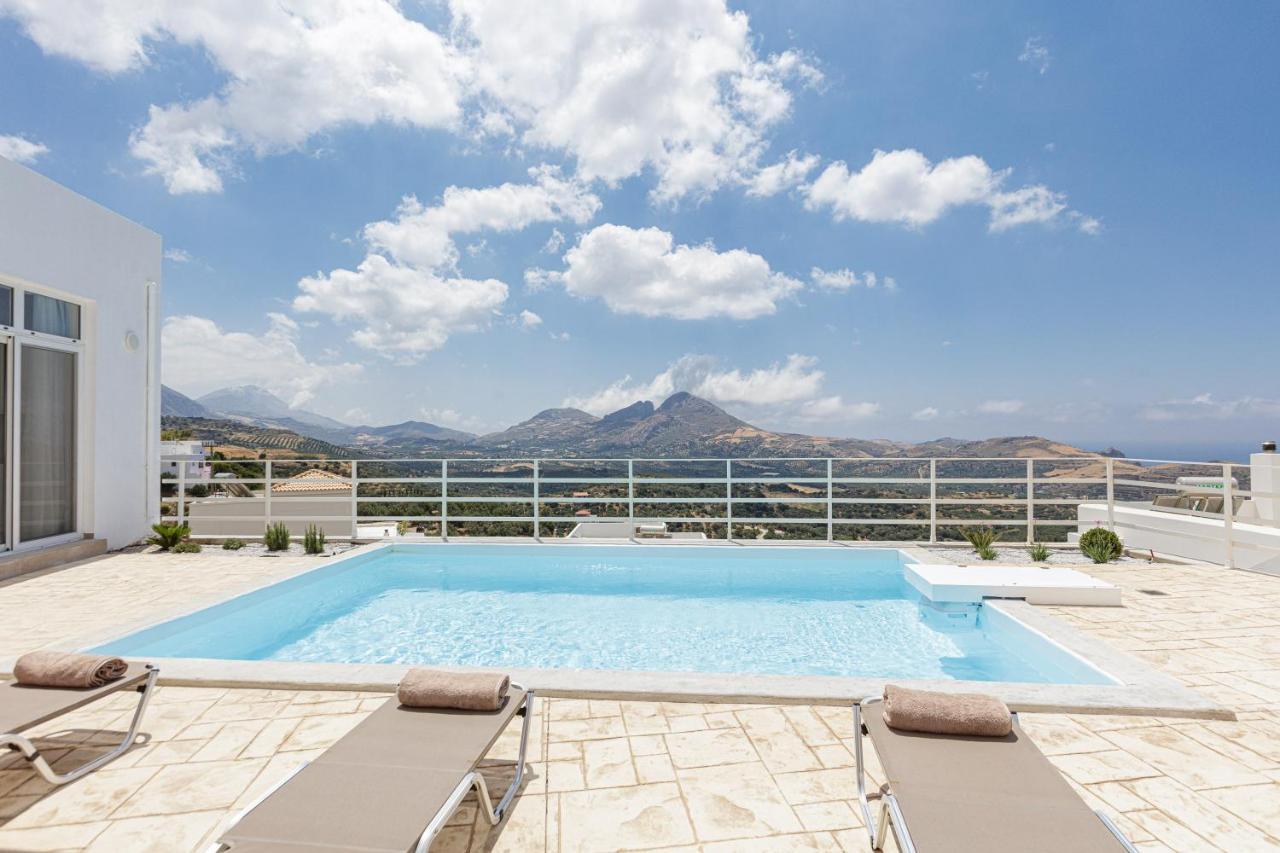 פלאקיאס Petres Villas מראה חיצוני תמונה