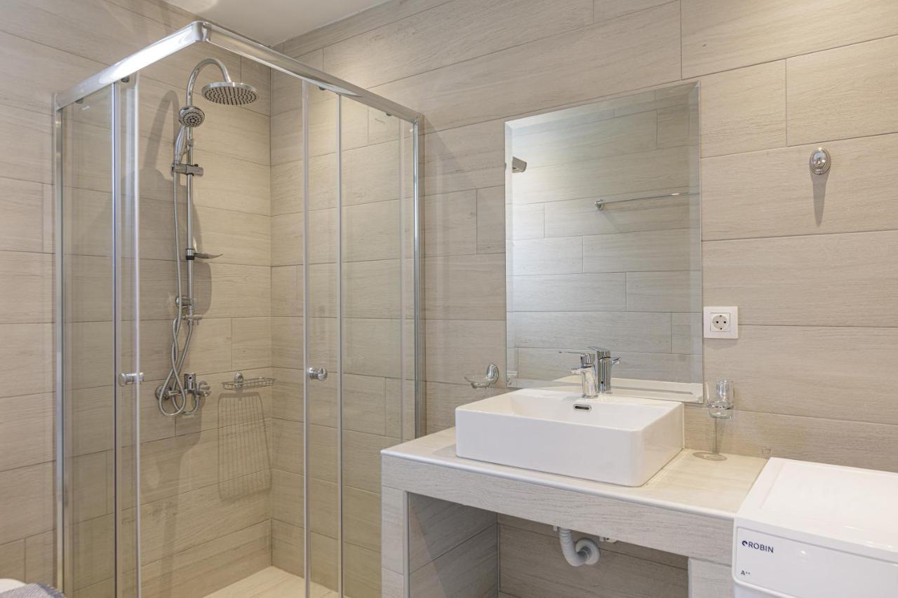 פלאקיאס Petres Villas מראה חיצוני תמונה