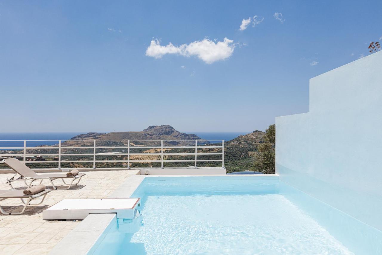 פלאקיאס Petres Villas מראה חיצוני תמונה