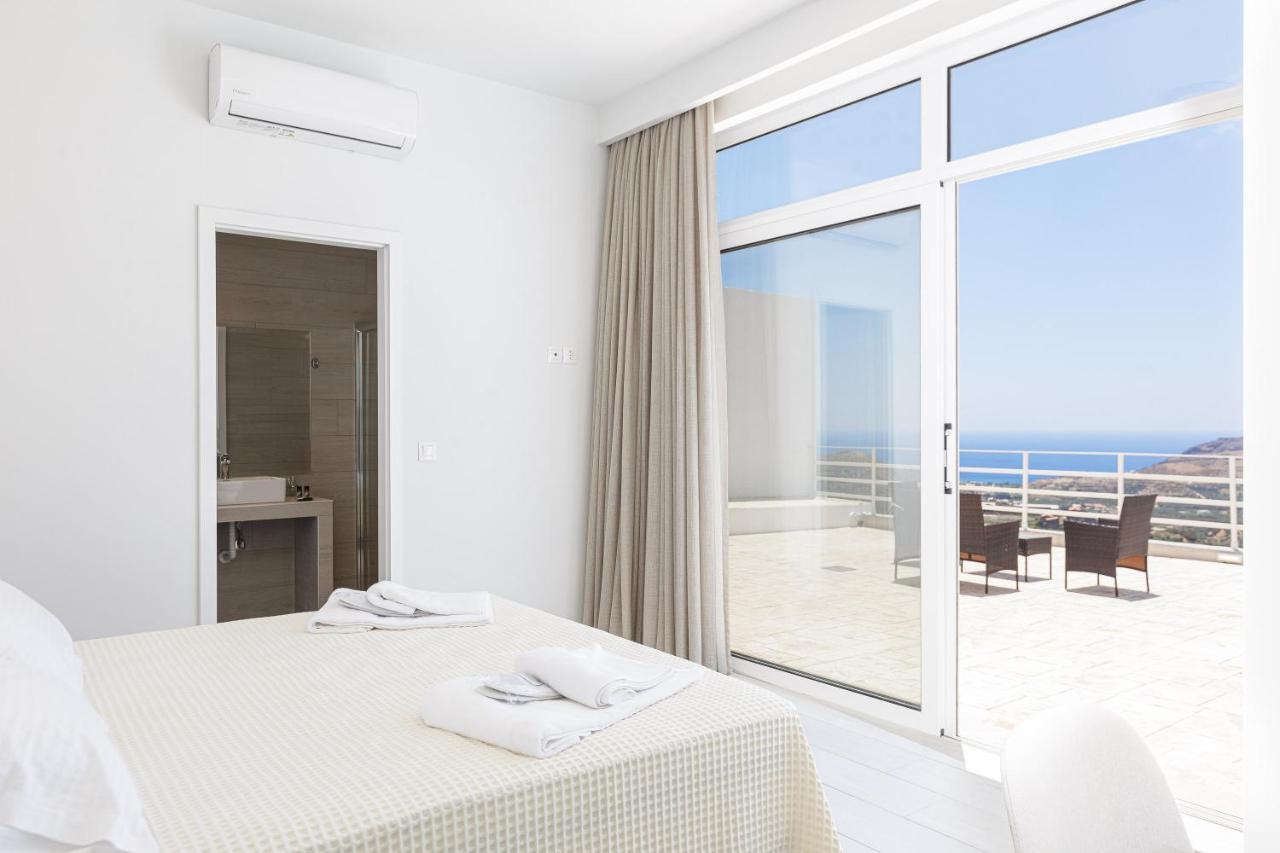 פלאקיאס Petres Villas מראה חיצוני תמונה
